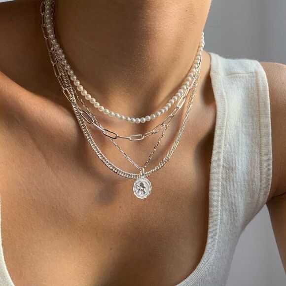 NEW! Fresh Water White Pearl 16" Necklace - Picture 3 of 9